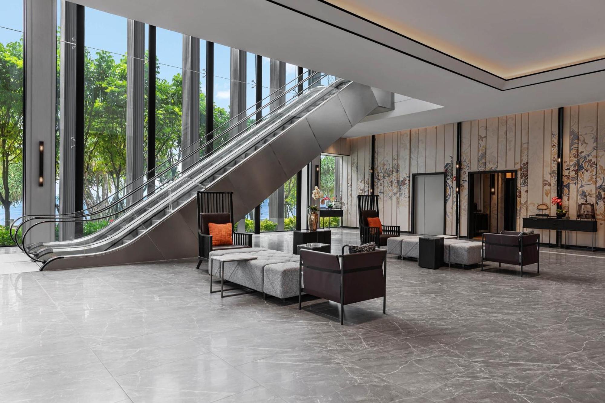Four Points By Sheraton Phuket Patong Beach Resort Экстерьер фото